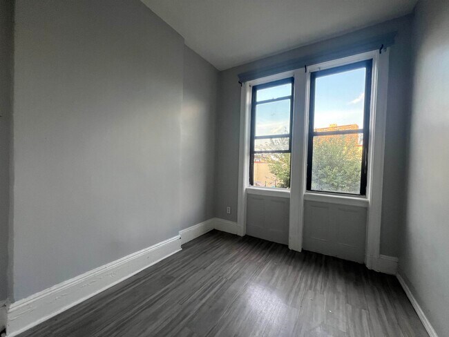 5704 Hudson Ave-Unit -4 in West New York, NJ - Building Photo - Building Photo