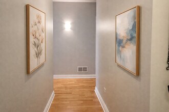 565 W Quincy St in Chicago, IL - Building Photo - Building Photo