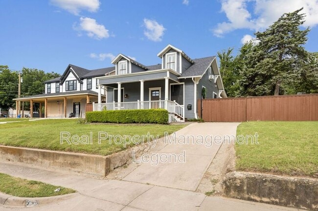 715 S Barnett Ave in Dallas, TX - Building Photo - Building Photo