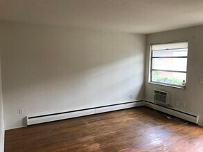 512 Olden Ave, Unit 2 in Arlington Heights, OH - Building Photo - Building Photo