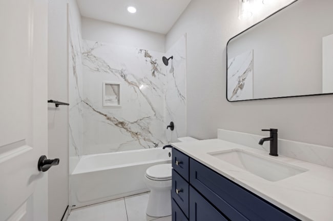 619 S Sacramento St, Unit 617 in Lodi, CA - Foto de edificio - Building Photo