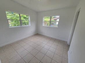 4505 Lake Lawne Ave in Orlando, FL - Building Photo - Building Photo