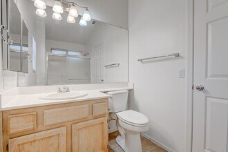 2079 Poppywood Ave in Henderson, NV - Building Photo - Building Photo