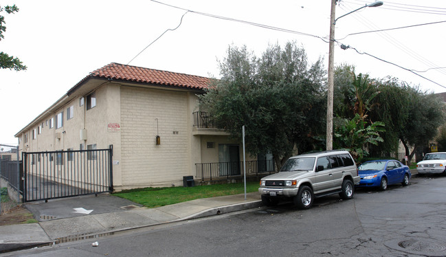 14540 Hartland St in Van Nuys, CA - Building Photo - Building Photo