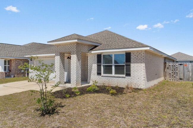 4603 Honor Guard Wy in Crestview, FL - Building Photo - Building Photo