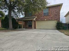 566 Rattler Bluff in San Antonio, TX - Building Photo - Building Photo