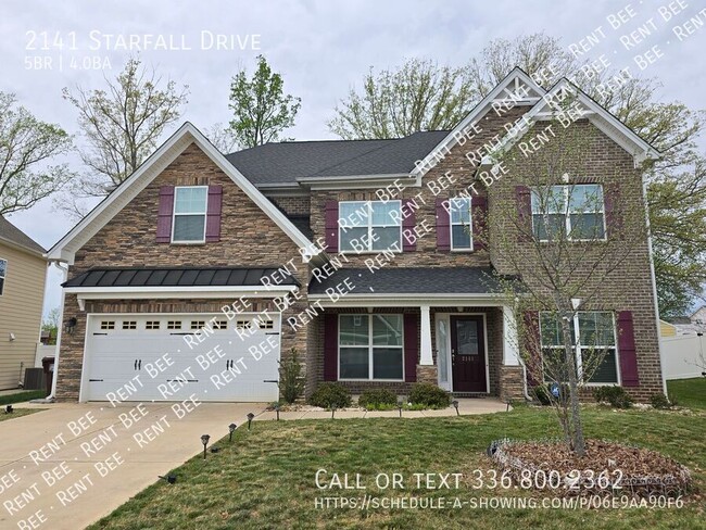 2141 Starfall Dr in High Point, NC - Building Photo - Building Photo