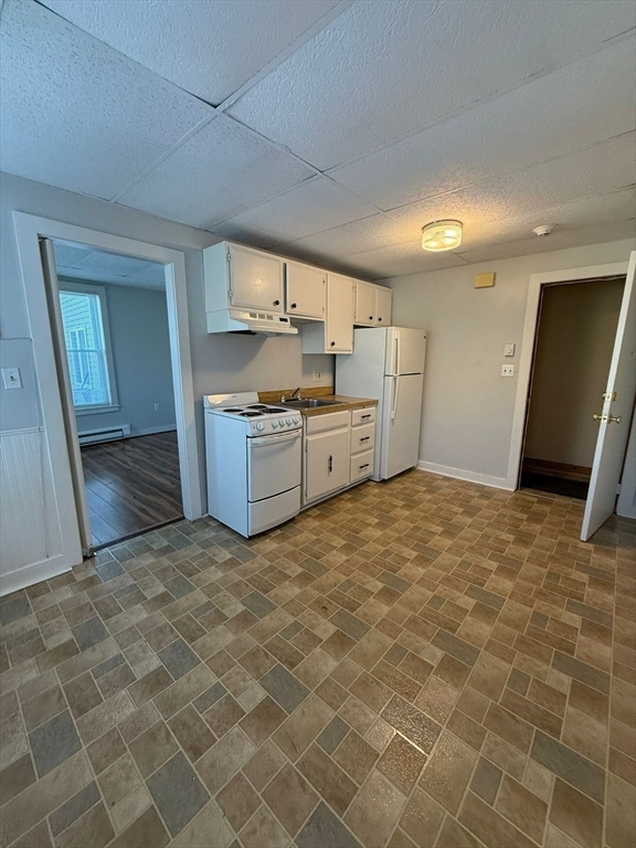 23 Essex St in Saugus, MA - Building Photo - Building Photo