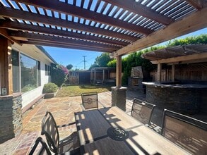 1648 Trona Way in San Jose, CA - Building Photo - Building Photo