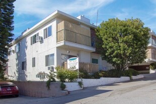 3432-3434 S Centinela Ave Apartamentos