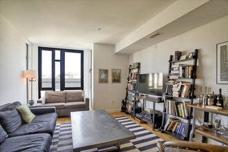 300 Ivy St-Unit -511 in San Francisco, CA - Building Photo - Building Photo
