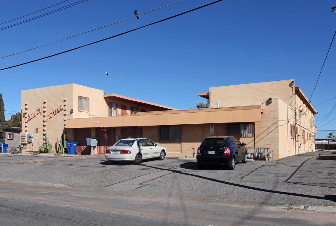 Savoy House in Tucson, AZ - Building Photo