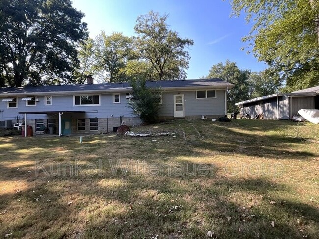 1724 McClintock Ave in Belleville, IL - Building Photo - Building Photo