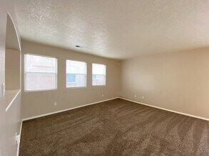6923 Brindisi Pl NW in Albuquerque, NM - Building Photo - Building Photo