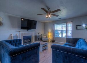 120 Newman Cir in Kiefer, OK - Building Photo - Building Photo