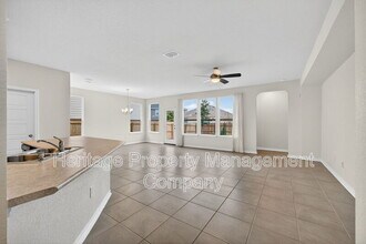 8014 Kingfisher Lndg in San Antonio, TX - Building Photo - Building Photo