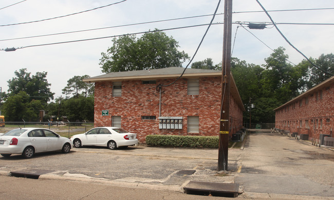 2828 Alaska St in Baton Rouge, LA - Building Photo - Building Photo