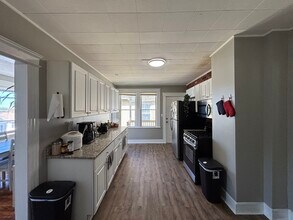 334 Hollister St in Stratford, CT - Building Photo - Building Photo