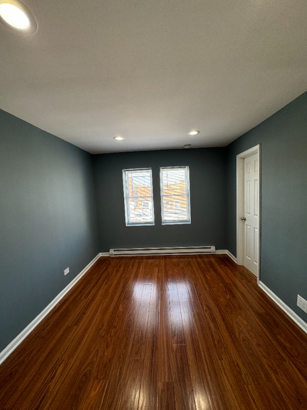 2624 N Milwaukee Ave, Unit 303 in Chicago, IL - Building Photo - Building Photo