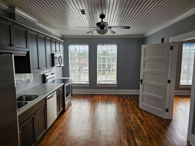 property at 103 E Main St