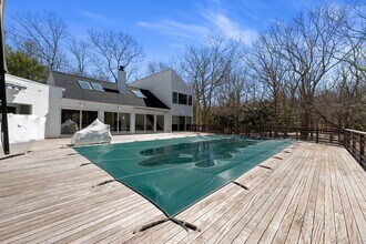35 Ely Brook Rd in East Hampton, NY - Building Photo - Building Photo