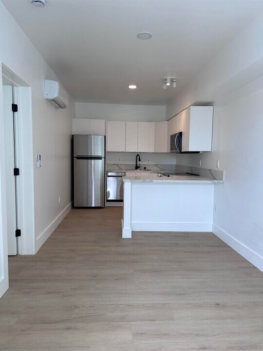 5267 El Cajon Blvd in San Diego, CA - Building Photo