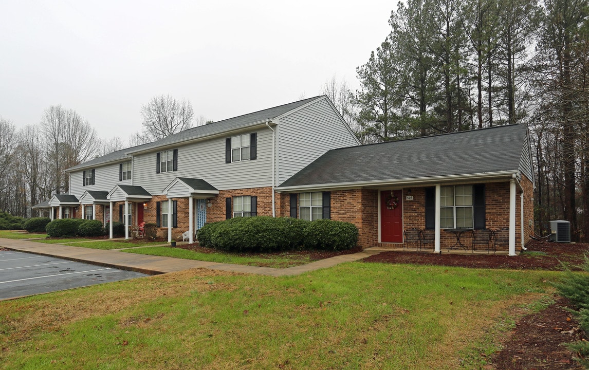 Pinebluff in Wadesboro, NC - Building Photo