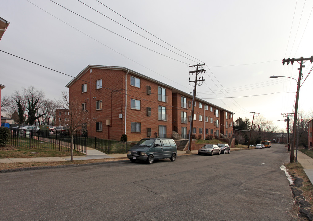 Wilmington Place in Washington, DC - Building Photo