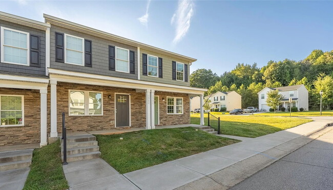 property at 3965 Hemingway Dr