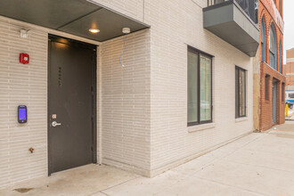 225 N 12th St in Philadelphia, PA - Building Photo - Building Photo