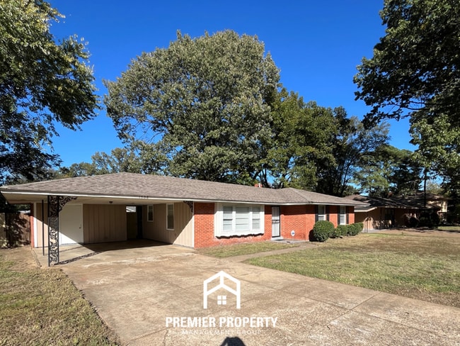 1508 E Raines Rd in Memphis, TN - Building Photo - Building Photo