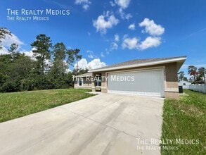 2427 SW 168th Loop in Ocala, FL - Foto de edificio - Building Photo