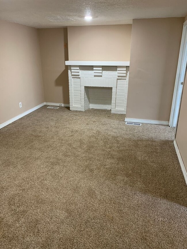 1712 Seventh St in Parkersburg, WV - Building Photo - Building Photo