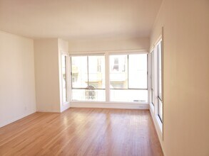 1021 Clay St, Unit 1023 in San Francisco, CA - Building Photo - Building Photo