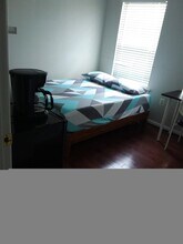 835 Ferndale Ter NE in Leesburg, VA - Building Photo - Building Photo