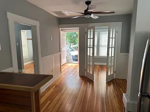 property at 3021 Xenia St N
