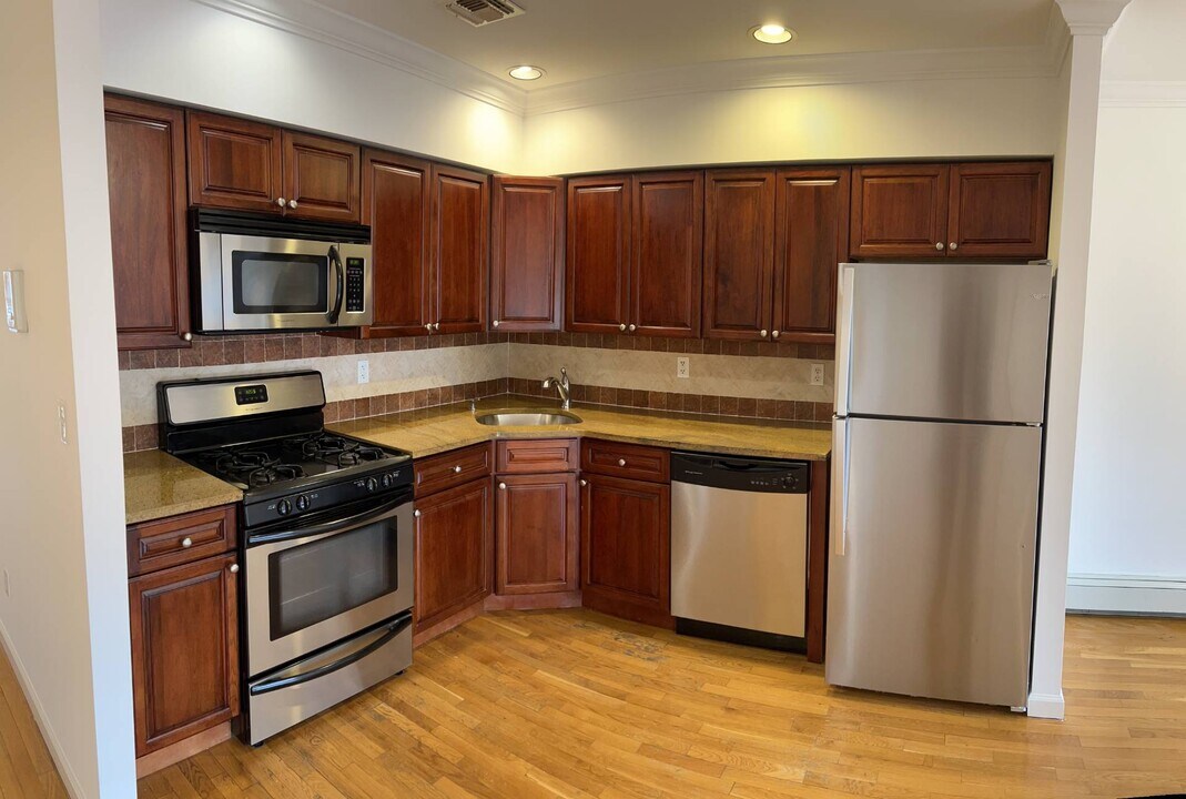 1831 83rd St in Brooklyn, NY - Building Photo