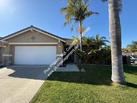 1861 Evelyn Ct in Santa Maria, CA - Building Photo