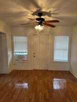 419 Charles St in New Iberia, LA - Building Photo