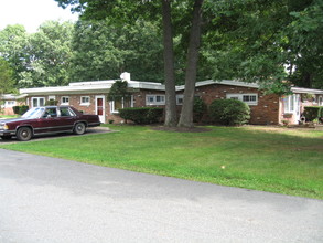 Brady Park Apartments in Lake Hopatcong, NJ - Building Photo - Building Photo