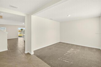 3288 Silver Date Dr in Wimauma, FL - Foto de edificio - Building Photo