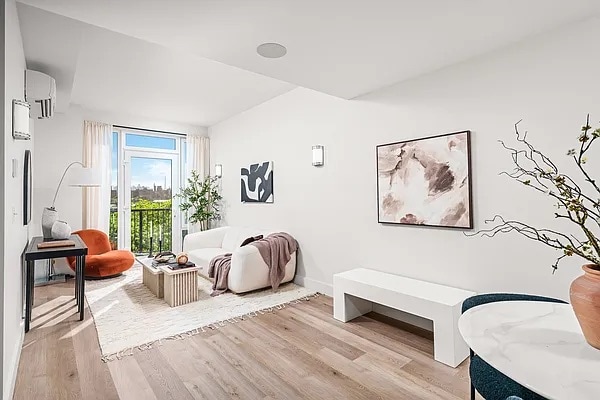 91 Bruckner Blvd in Bronx, NY - Building Photo - Building Photo