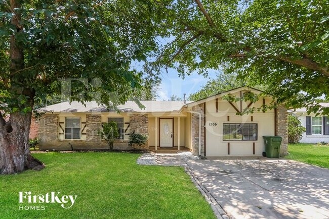 property at 1506 Winderemere Dr