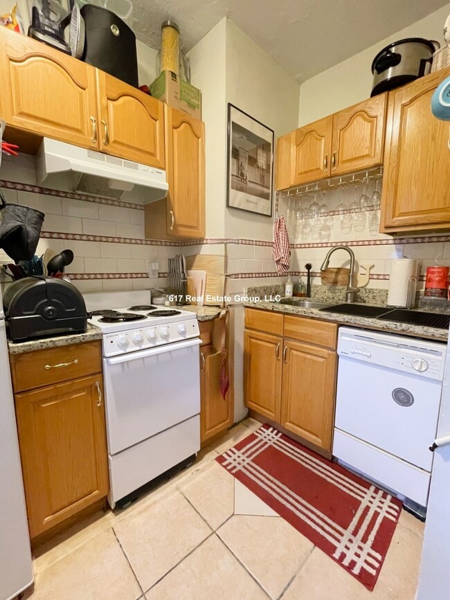 property at 208 Winthrop Rd