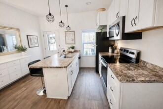 18417 York Rd, Unit 1NS in Parkton, MD - Foto de edificio - Building Photo