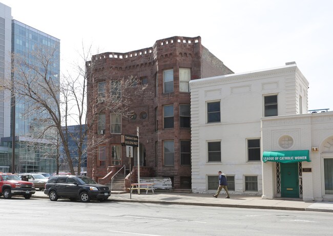 Oakland Apartments in Minneapolis, MN - Foto de edificio - Building Photo