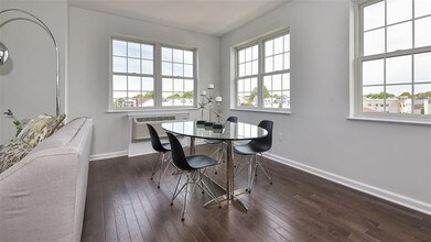 304 Broadway-Unit -110 in Bayonne, NJ - Building Photo - Building Photo