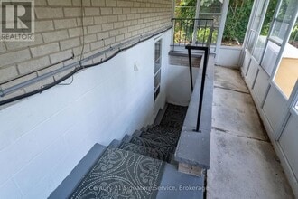 15 Joy Ct in Hamilton, ON - Building Photo - Building Photo