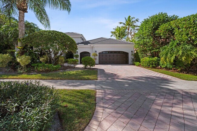 2951 Bent Cypress Rd in Wellington, FL - Building Photo - Building Photo