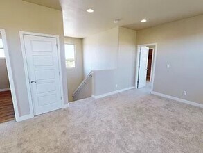 7260 Vista Serena Loop in Santa Fe, NM - Building Photo - Building Photo